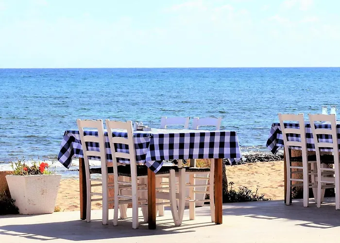 Superb Naxos Grand In The Heart Of Town Balcony Apartamento Naxos City