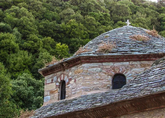 Superb Naxos Grand In The Heart Of Town Balcony